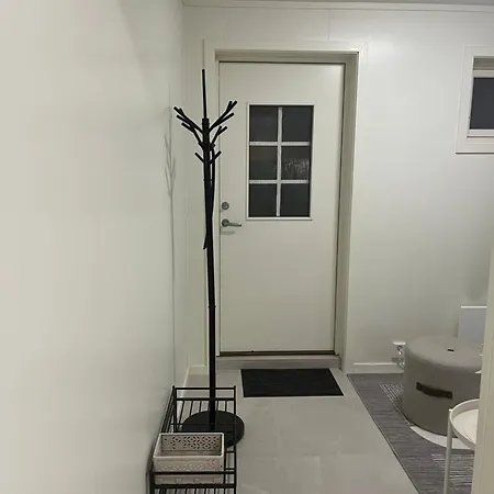 Hsh Free Parking For Non-smokers Only ترومسو